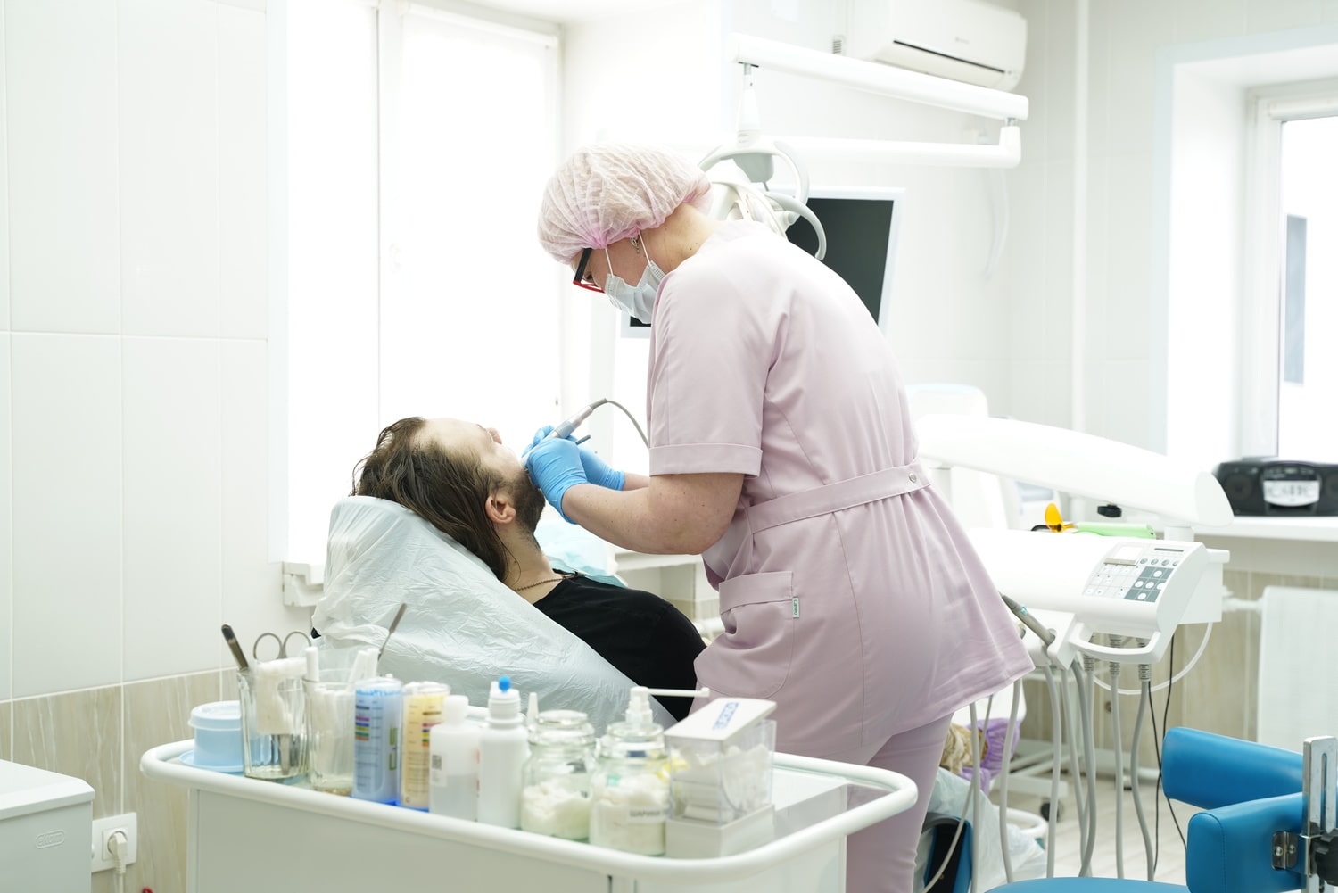 Лечение зубов в Ижевске